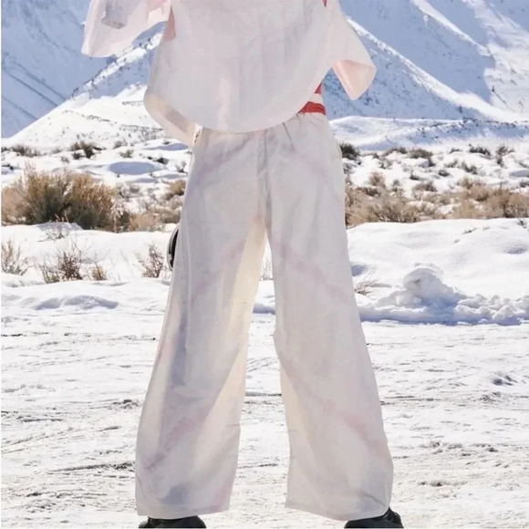 BRAND NEW Free People Movement Pregame Printed Wide-Leg Pants! Sz XS - Picture 3 of 10